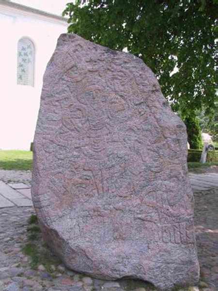 sten1.jpg (178296 bytes)